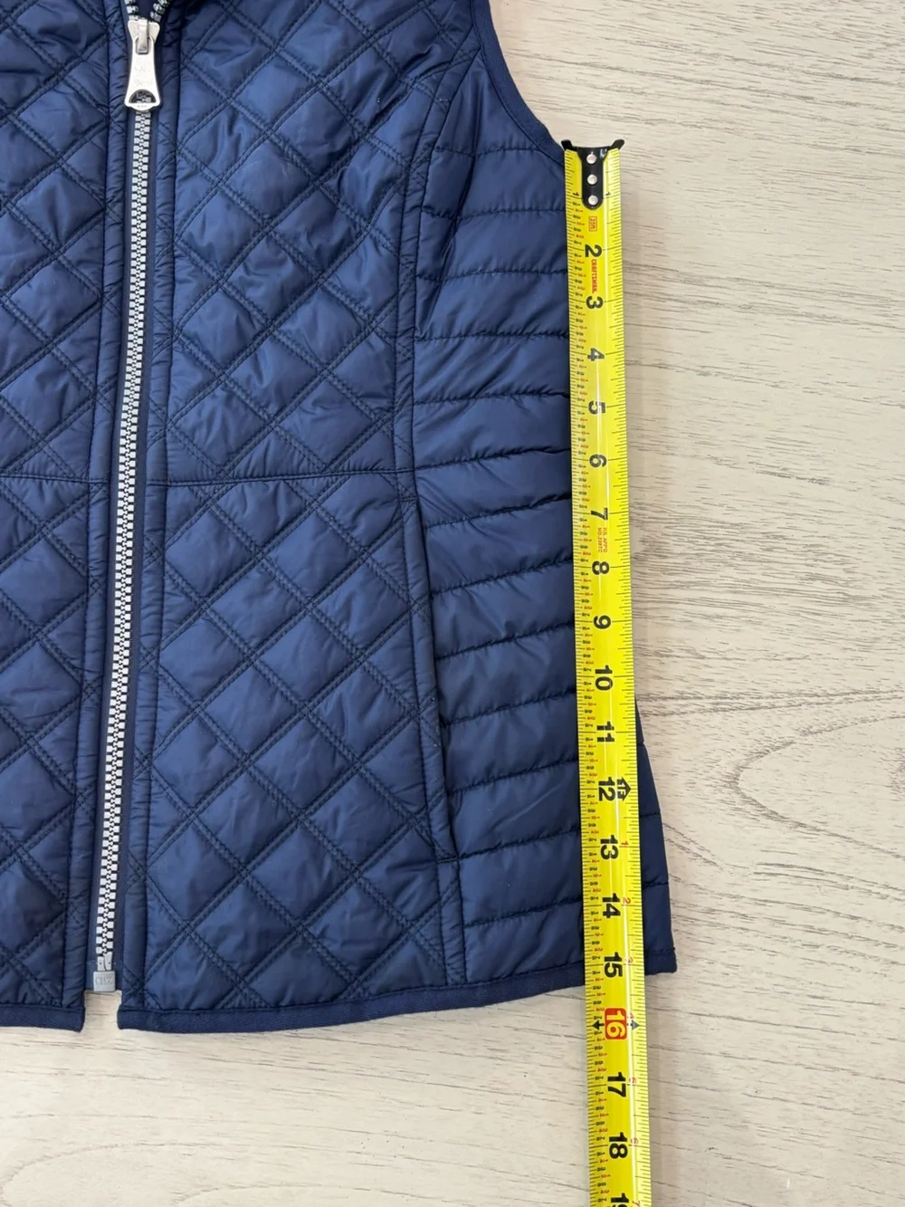 Marc New York Andrew Marc Navy Quilted Puffer Vest Women’s Medium